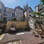 Le Papillon De La Cathedrale - Calme - Jardin - Wifi