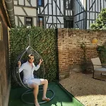 Le Papillon De La Cathedrale - Calme - Jardin - Wifi *