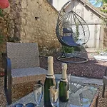 Le Papillon De La Cathedrale - Calme - Jardin - Wifi * Troyes