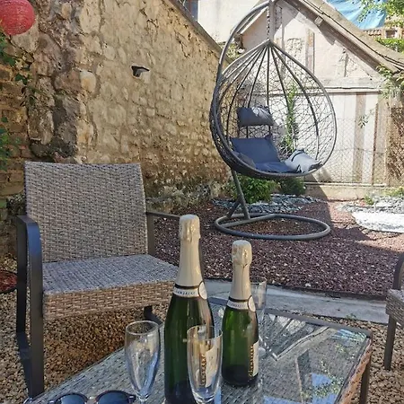 Le Papillon De La Cathedrale - Calme - Jardin - Wifi * Troyes