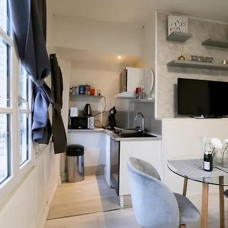 Le Papillon De La Cathedrale - Calme - Jardin - Wifi Troyes