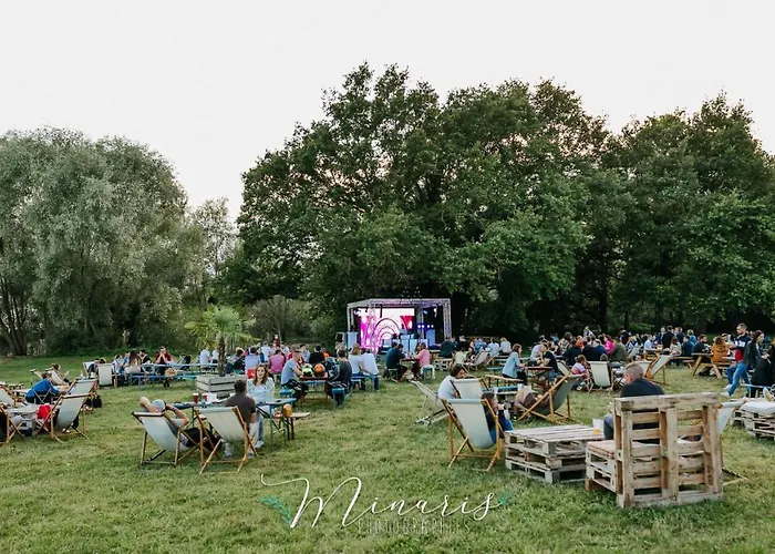 Le Papillon De La Cathedrale - Calme - Jardin - Wifi